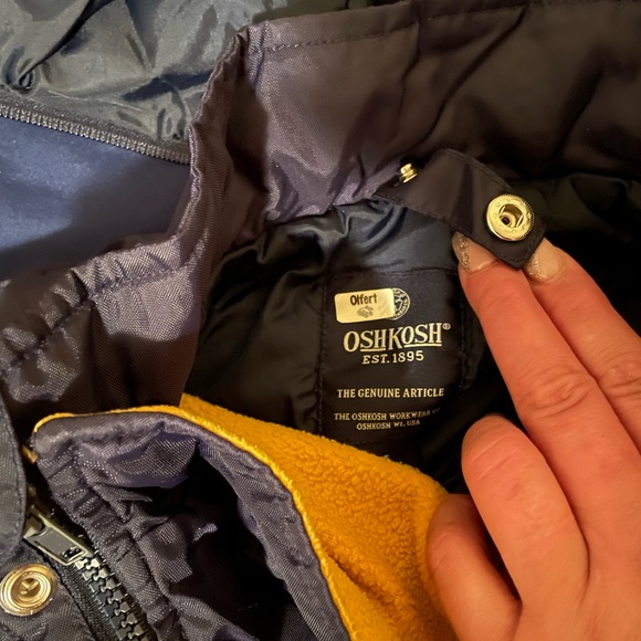 Bundle of size 5 jackets for winter vests and light jackets too - Picture 6 of 6